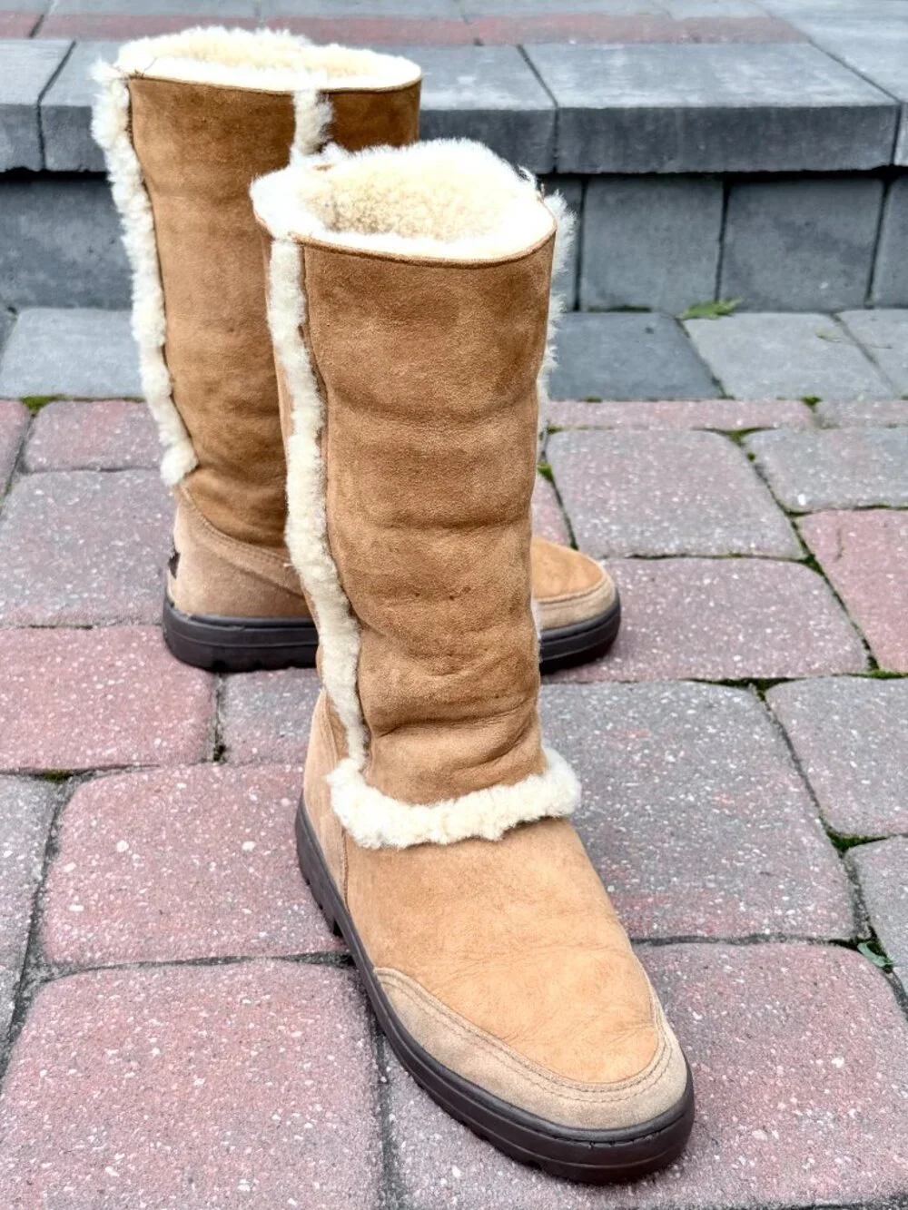 UGG Australia Sunburst II Tall Sheepskin Wool Boots Chestnut Size 8 Made in New